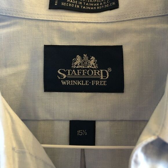 NWOT Stafford light blue button down - Picture 3 of 3